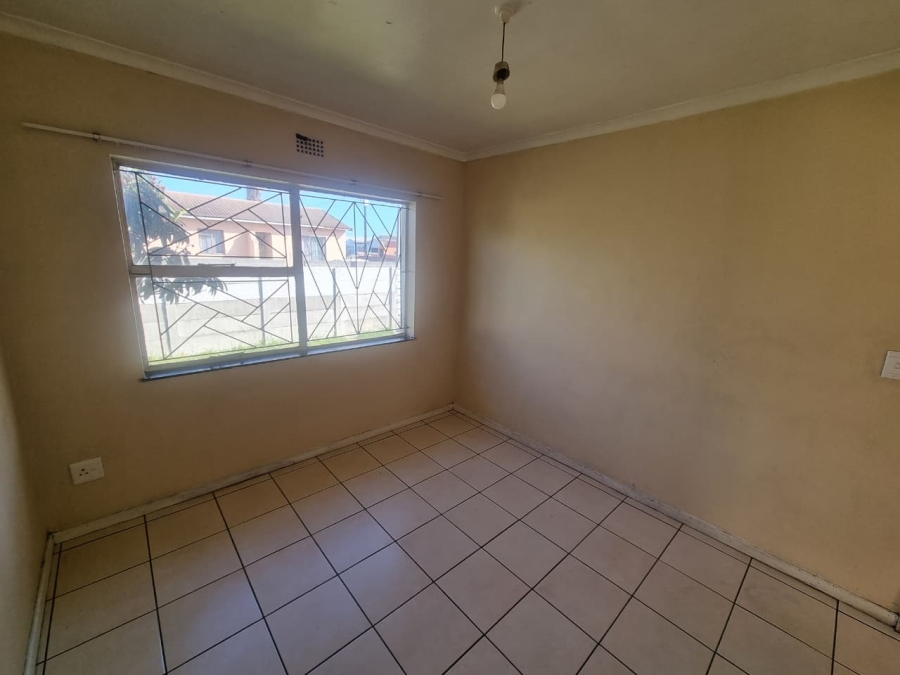 To Let 3 Bedroom Property for Rent in Devon Park Village Western Cape